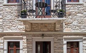 Platsa'S House
